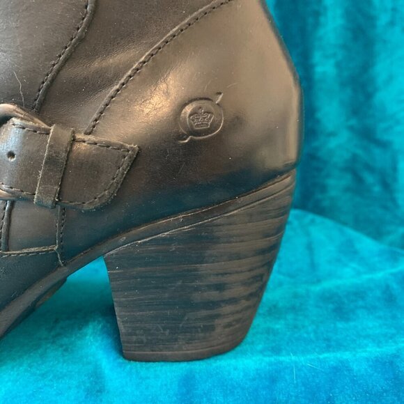 Born brown leather calf high boots SZ 9.5 Zip closure Cushioned 3”heel - Picture 2 of 7